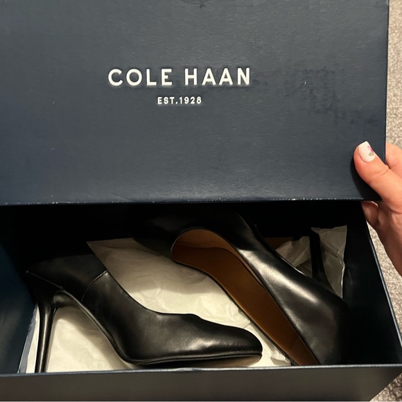 Nine West Black Heels Size 7 - Picture 4 of 4